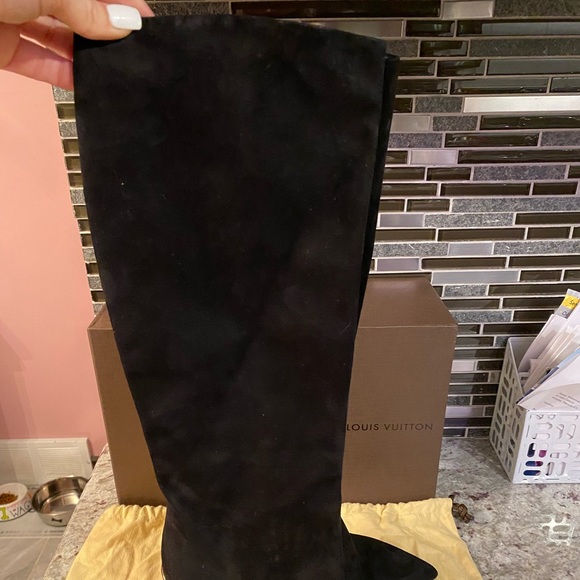 Black Suede Louis Vuitton Knee High Boots Size37.5 - Picture 3 of 8